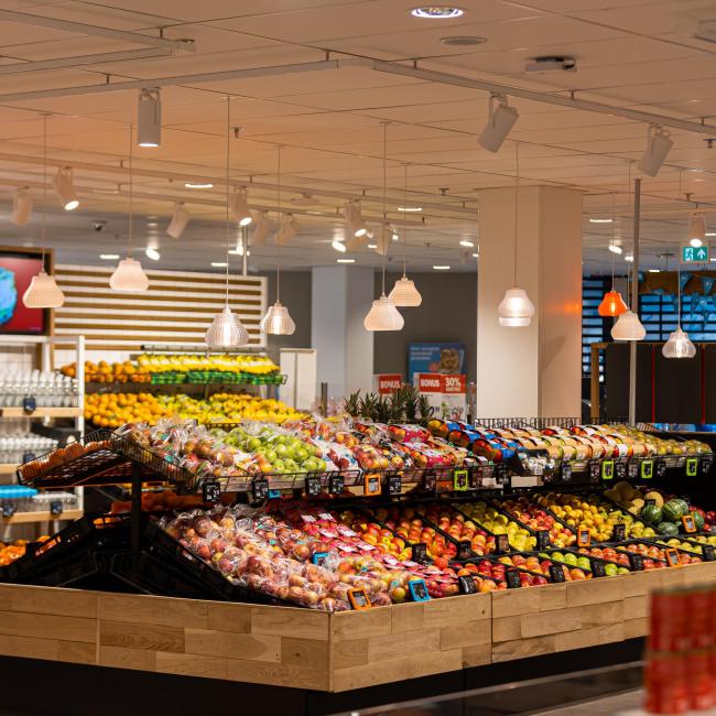 <p>en onze Albert&nbsp;<br>Heijn Heerschap&nbsp;<br>supermarkten</p>